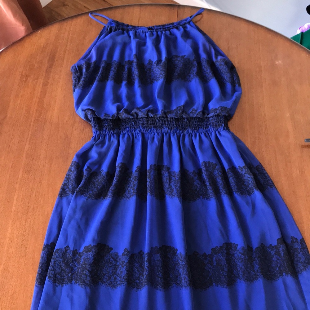 Blue w/ black lace print maxi dress women’s size14